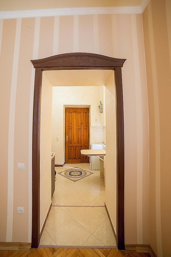 Apartment On Horodotska Street Lemberg Exterior foto